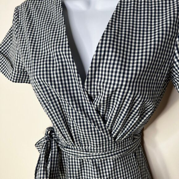 L'Academie Tuscy Wrap Dress XS Revolve Blue White Gingham Pattern Short Sleeve - Picture 4 of 9
